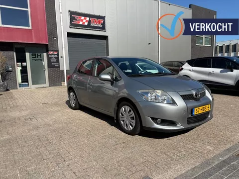Toyota Auris GERESERVEERD 1.6-16V Dynamic Airco Navi Luxe NAP!